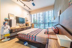 Esparina Residences (D19), Condominium #203225301